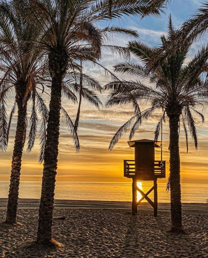 El Estudio De La Playa Benalbeach Holidays Deluxe Benalmádena Dış mekan fotoğraf