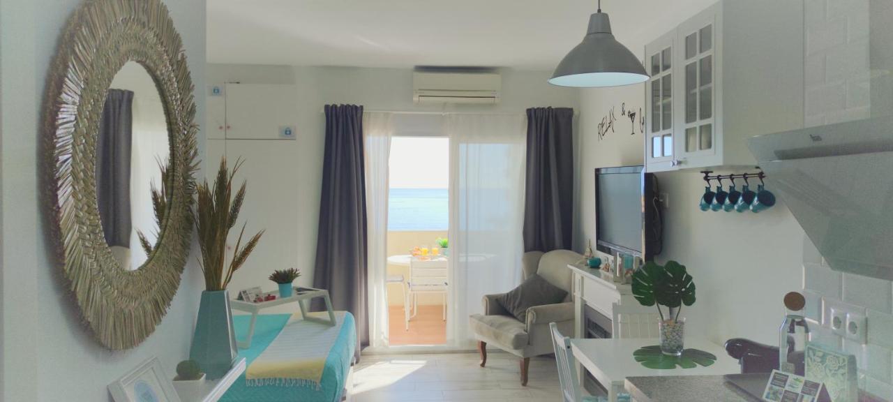 El Estudio De La Playa Benalbeach Holidays Deluxe Benalmádena Dış mekan fotoğraf